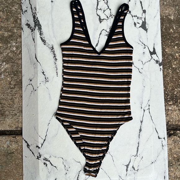 Forever 21 Striped Bodysuit Size small. - Picture 1 of 6